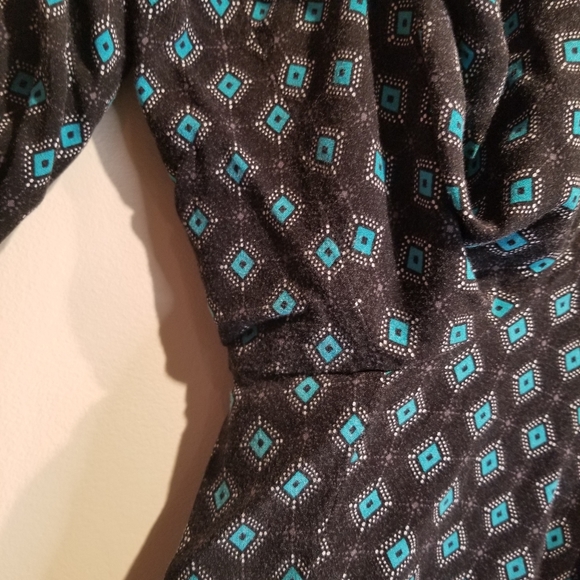 Torrid Geo Print Wide Leg Crop Selftie Pant - Picture 10 of 13